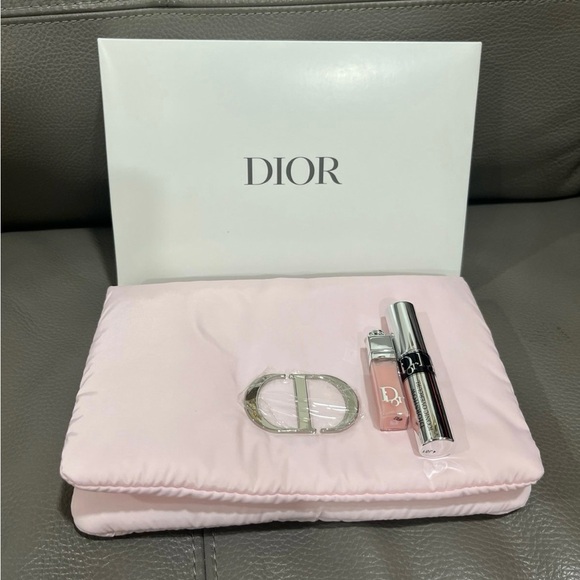 Dior Pink make up pouch - Picture 1 of 3